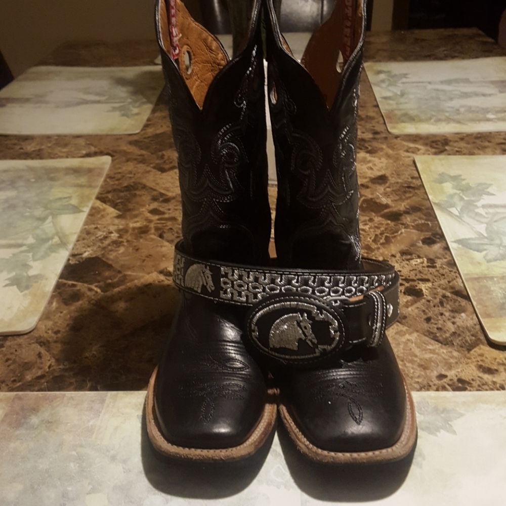 Potrero boots and belt